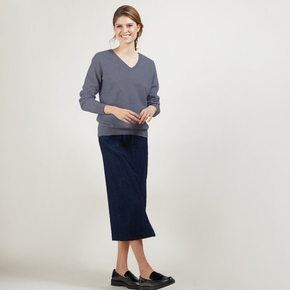 NEW  Lord & Taylor 100% 2-Ply Cashmere Sweater Purchased at Husdon Bay. - Picture 6 of 16